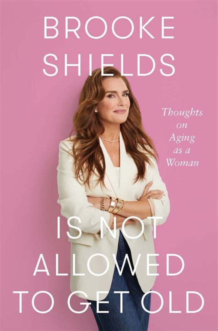Brooke Shields Reveals She and Laura Linney Were Childhood Friends