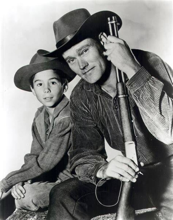 Child actor Johnny Crawford of 'Rifleman' fame dead at 75