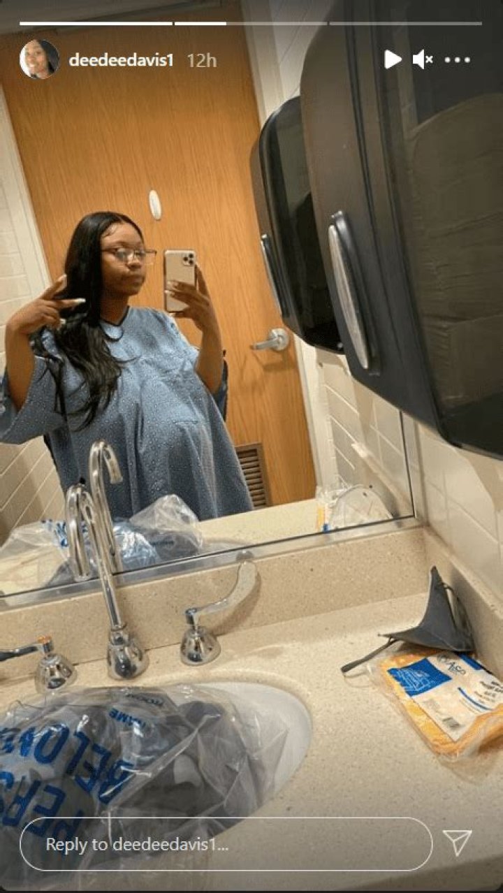 Dee Dee Davis AKA Baby Girl from 'The Bernie Mac Show' Shows Wavy Hair