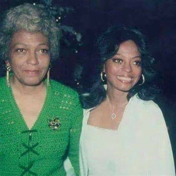 Diana Rossi with her mom > thanks Tracee. Celebrity moms, Black