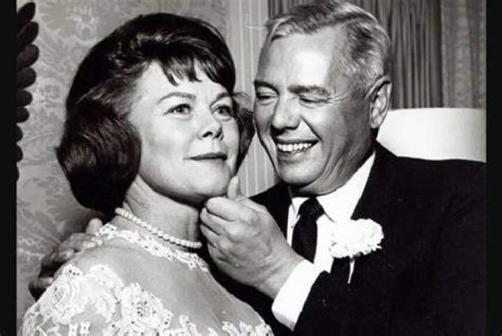 Edith Mack Hirsch All About Desi Arnaz's Wife