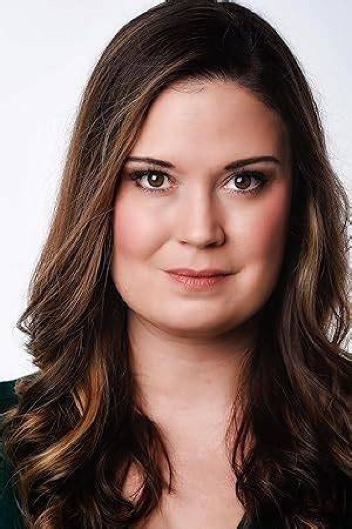 Erin Bethea Bio, Wiki, Age, Husband, Net Worth, Movies, Salary