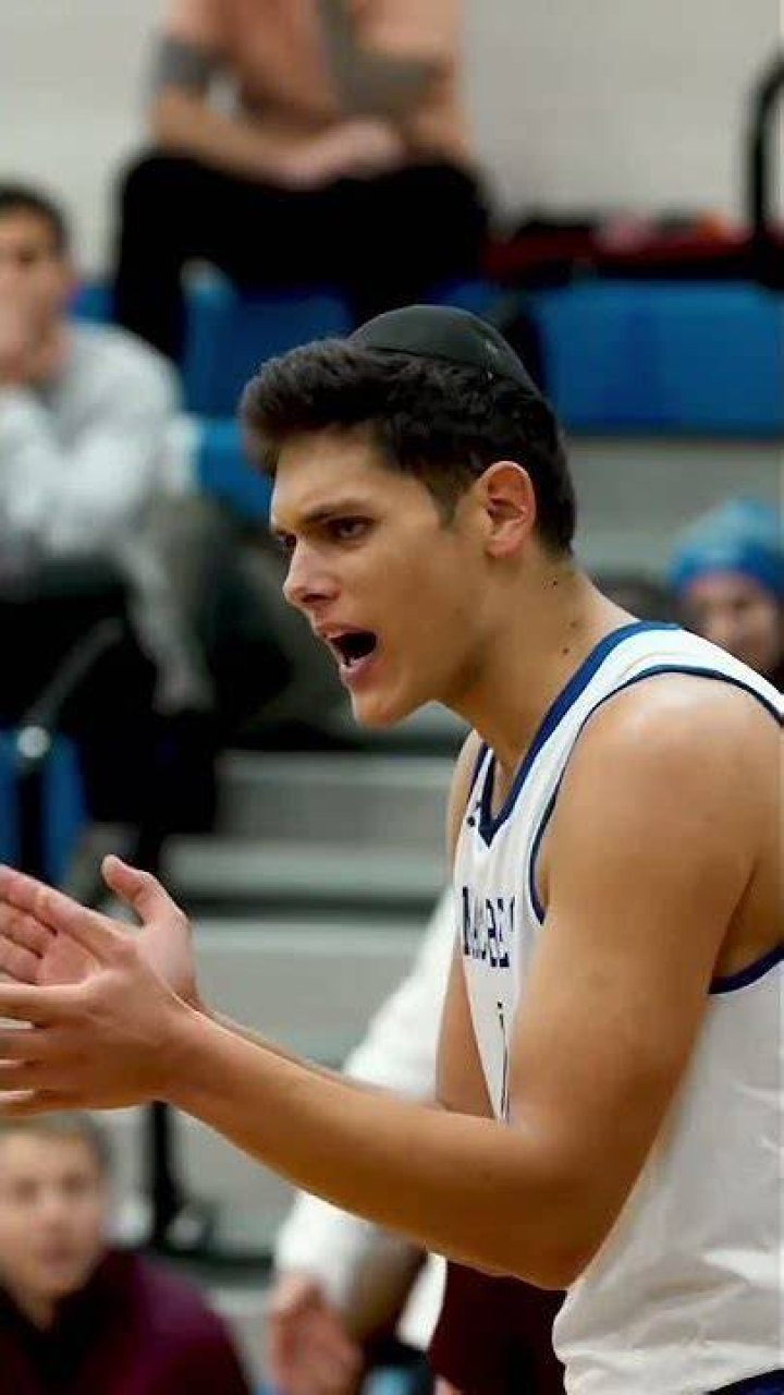 Gabe Leifer catching bodies since high school basketball ncaa nba