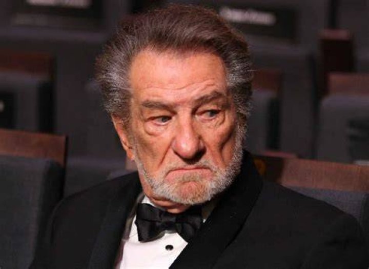 How Does Jack Nicholson Spend His 400 Million Net Worth?