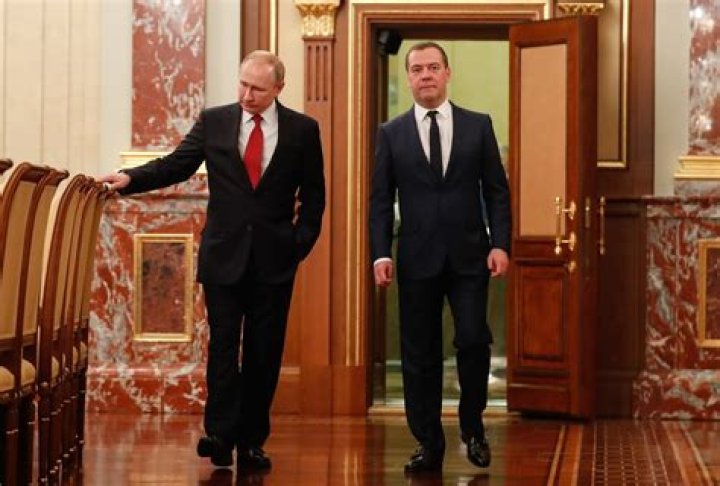 How Putin plans to stay on POLITICO