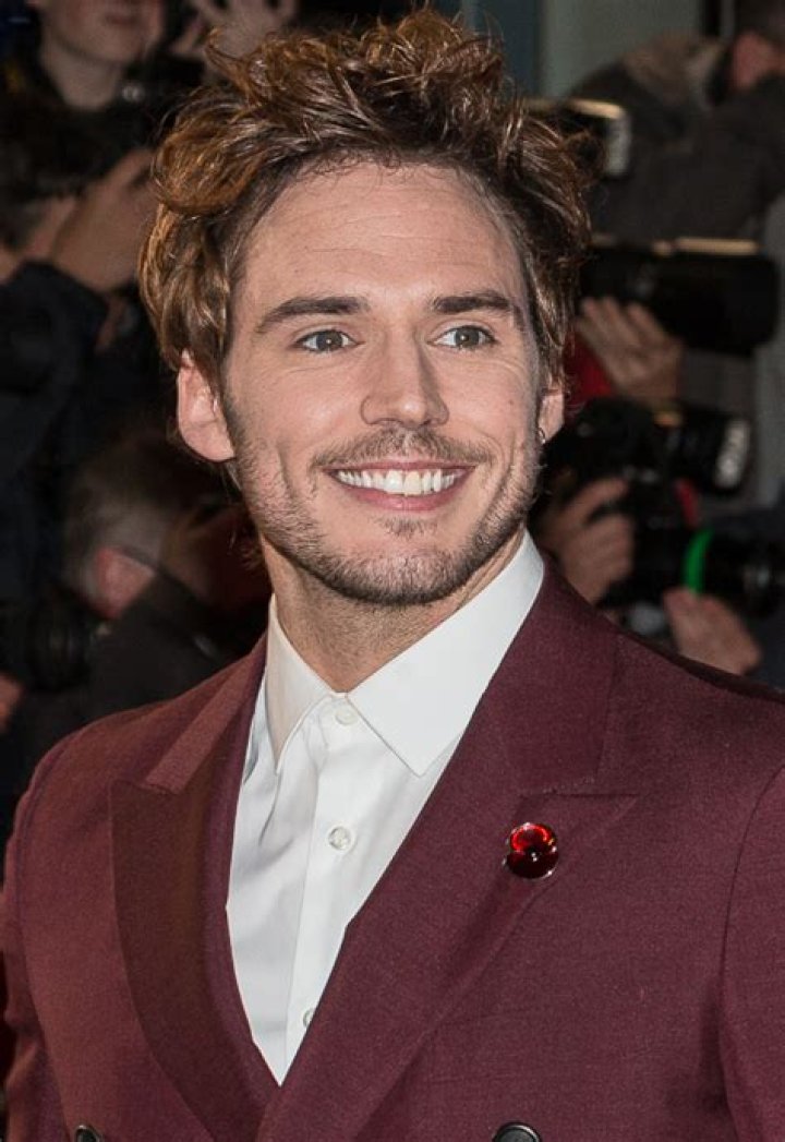 How Tall is Sam Claflin? Height (2020) How Tall is Man?