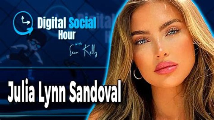 Julia Lynn Sandoval Models Biography