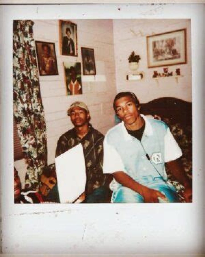 Julius Peppers Siblings Brother Stephone And Sister Yolanda