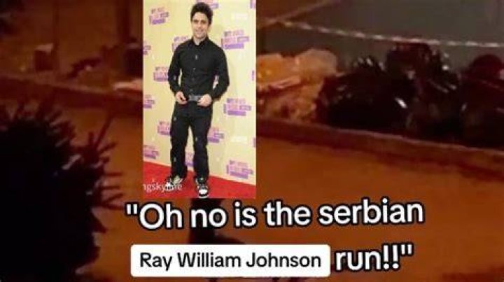 Kolik stoj&iacute; Ray William Johnson? Celebrity.fm 1 Official Stars