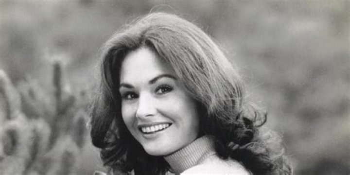 Lori Saunders Wiki/Bio, Net worth, Today, Death, husband and Career