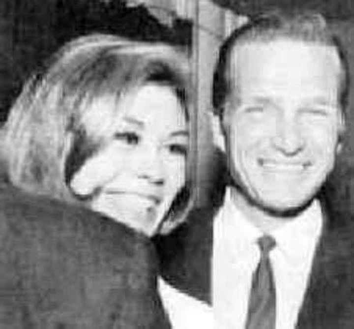 Lynne GarberFruchtman / Eric Fleming Death On The Amazon Doa Indiegogo