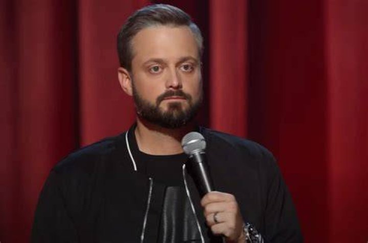 Nate Bargatze's wife, Laura Bargatze Age, career, profiles, net worth