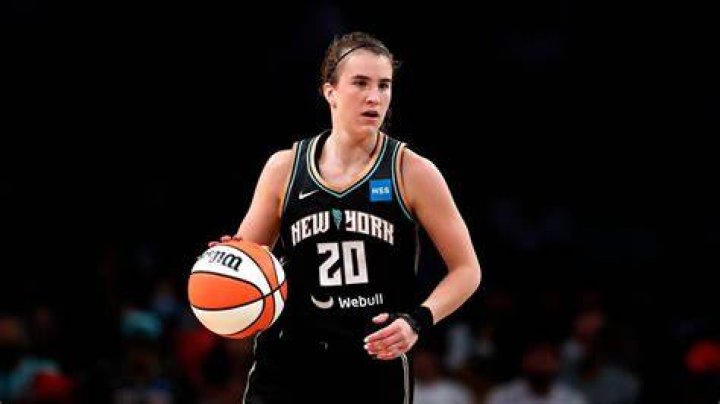 Sabrina Ionescu's Feet I piedi di Sabrina Ionescu Celebrities Feet 2023
