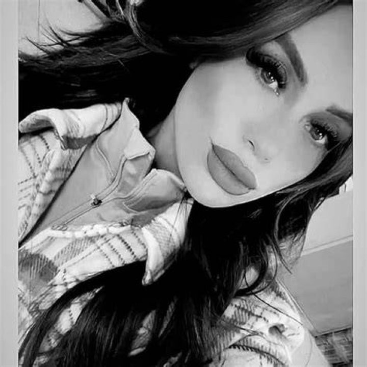 Saterra Varela's Amazon Page