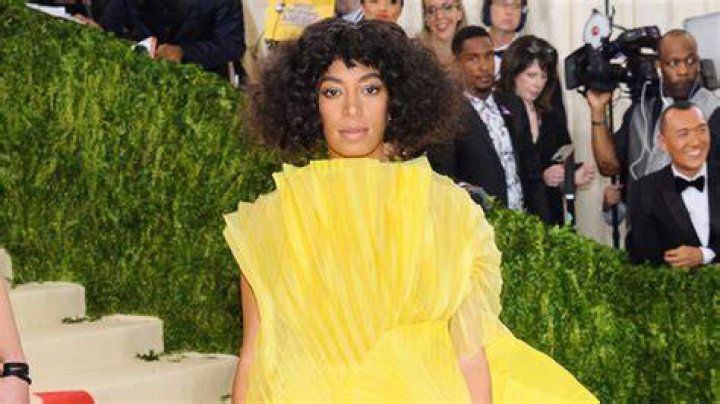 Solange Knowles Shades the Grammys After Beyonc&eacute; Loses Album of the