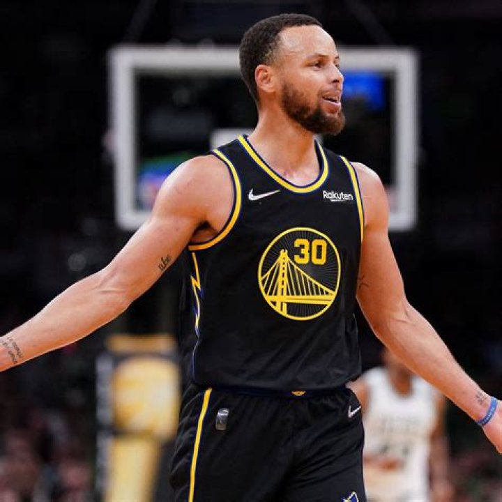 Steph Curry's Family Leans on Each Other to Get Through Hard Times